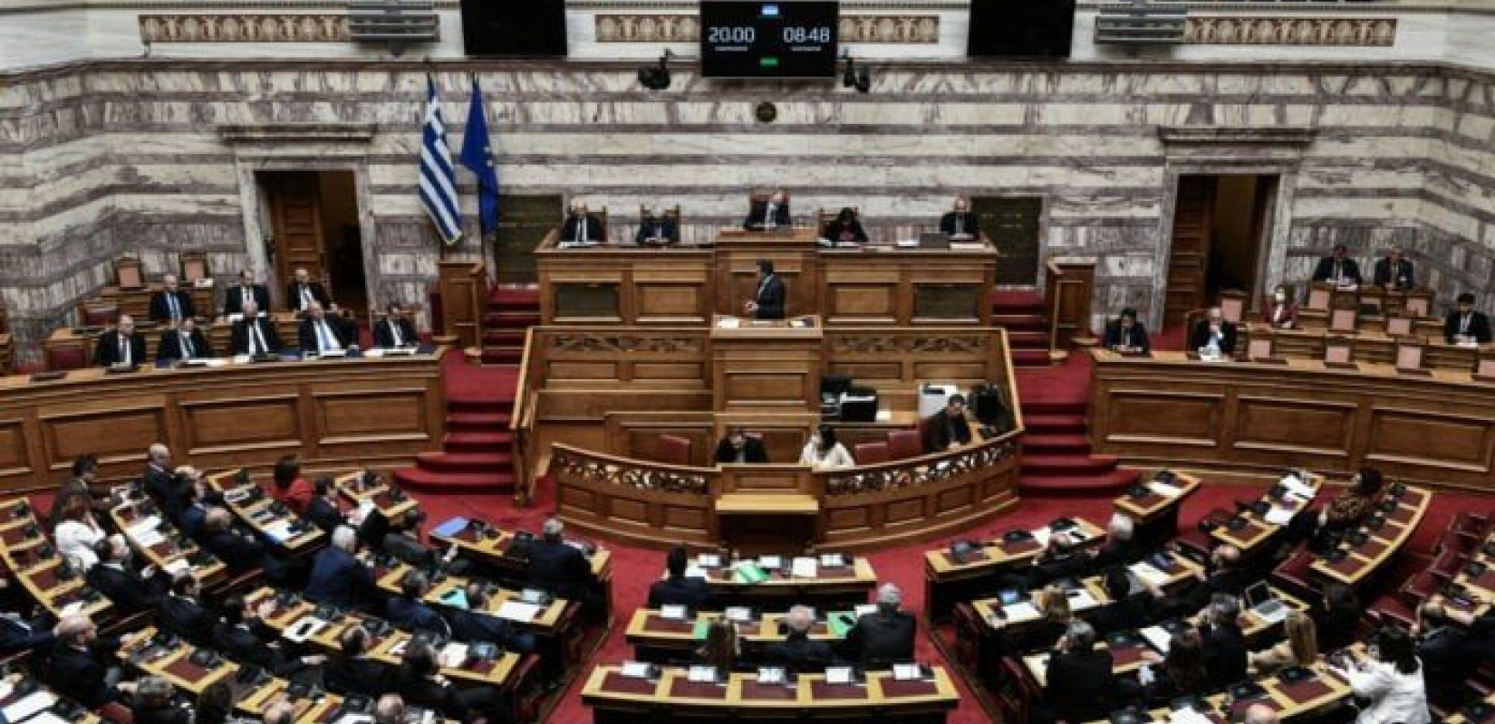 Σκληρές κόντρες βουλευτών στη συζήτηση για τον προϋπολογισμό