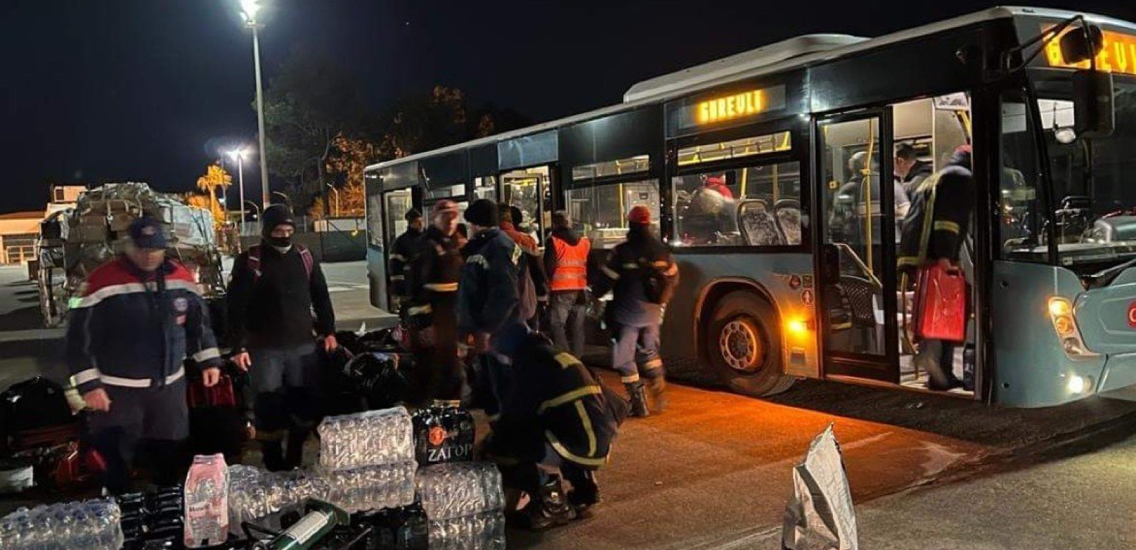 Σεισμός στη Τουρκία: 80 τόνους βοήθεια στέλνει η Ελλάδα (φωτ.)