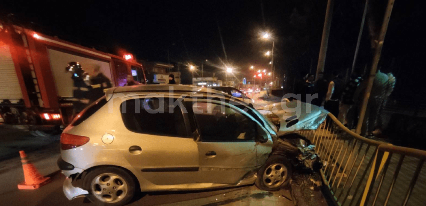 Σοκαριστικό τροχαίο ατύχημα στον Φοίνικα με 2 τραυματίες - Πέρασε στο αντίθετο ρεύμα το όχημα (φωτ.)