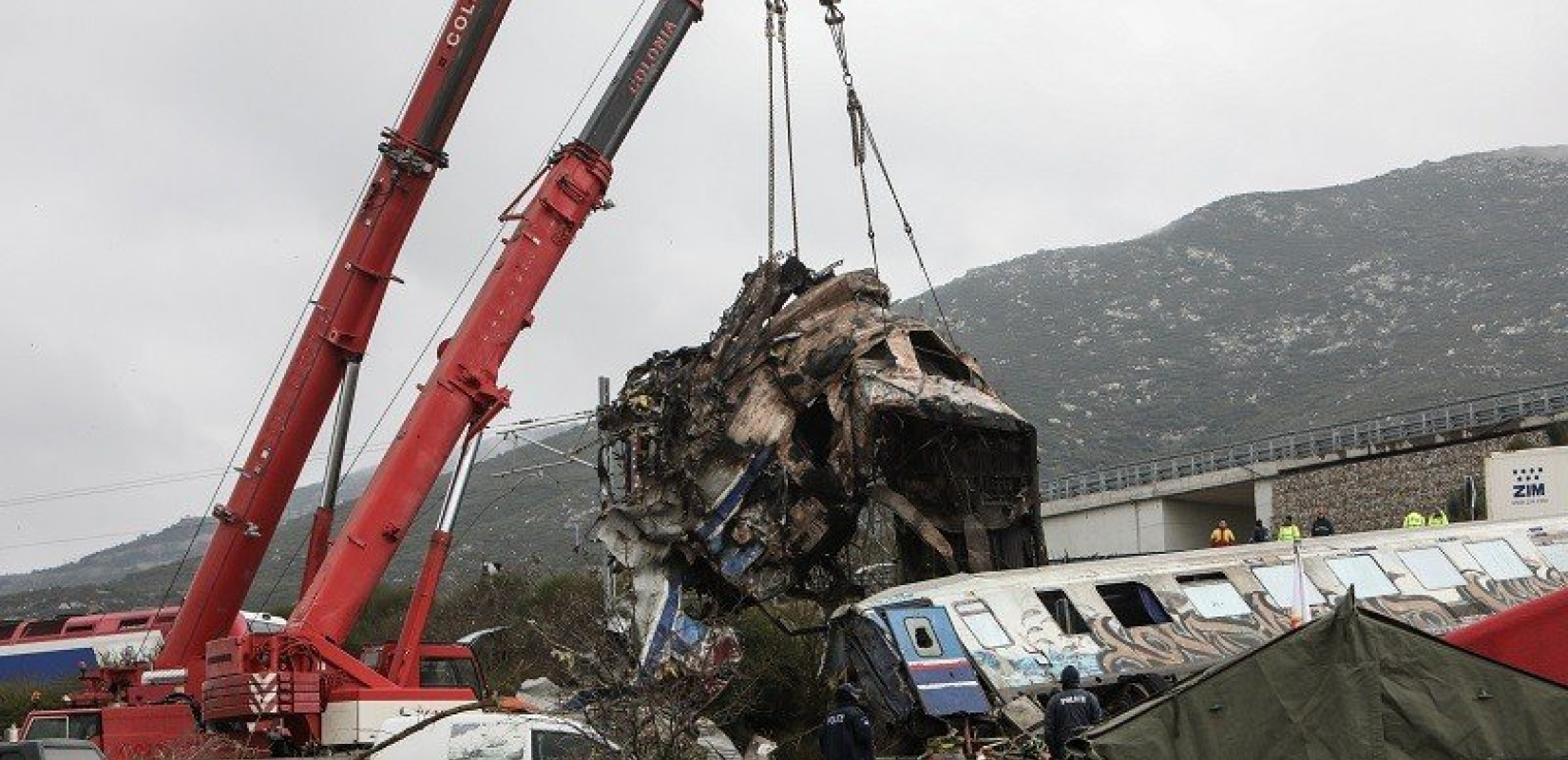 Τραγωδία στα Τέμπη: 57 οι νεκροί, 48 οι νοσηλευόμενοι και 56 οι αγνοούμενοι (βίντεο)