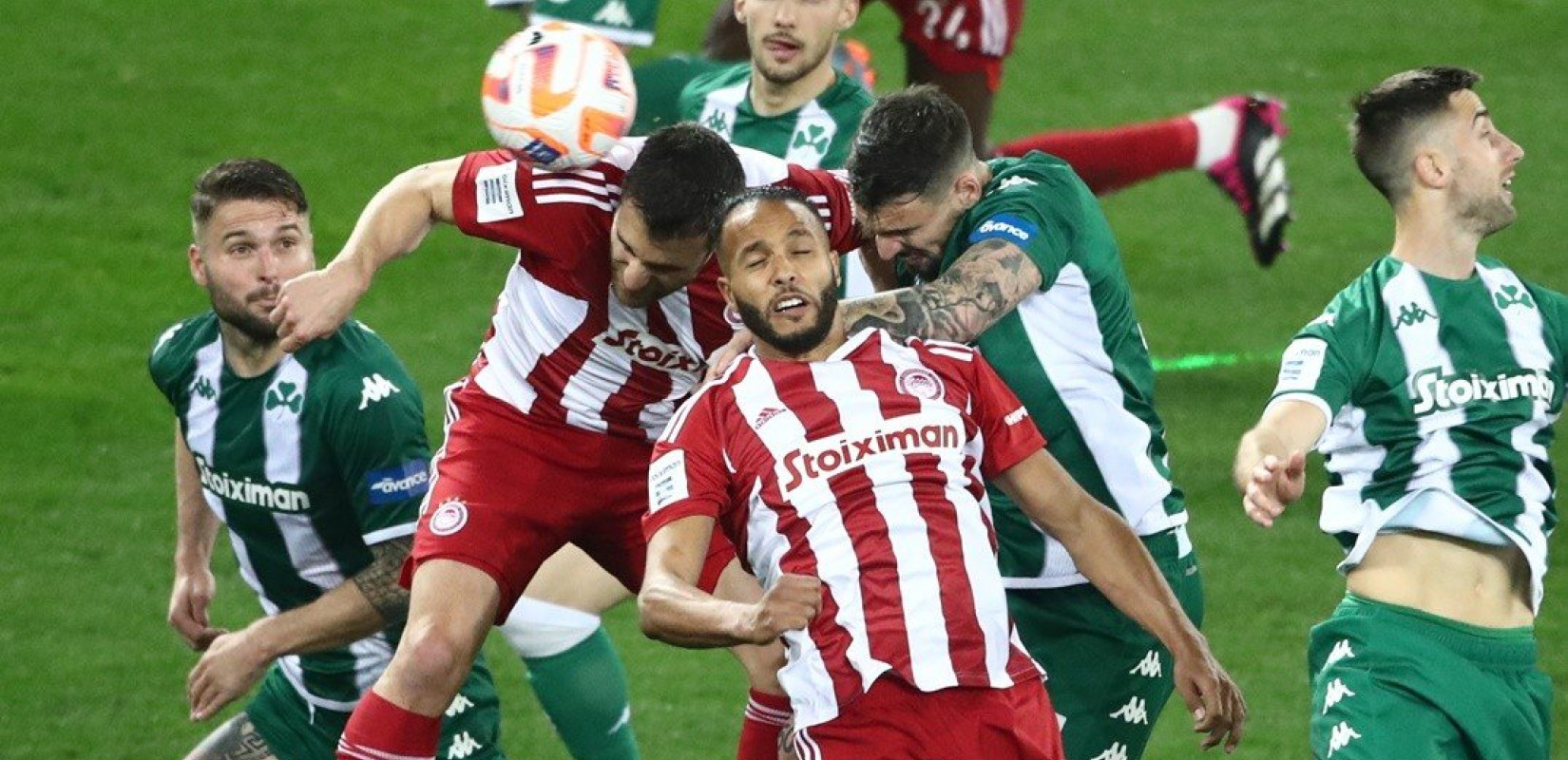 Ολυμπιακός - Παναθηναϊκός 0-0: Άντεξε την πίεση και παρέμεινε στην κορυφή