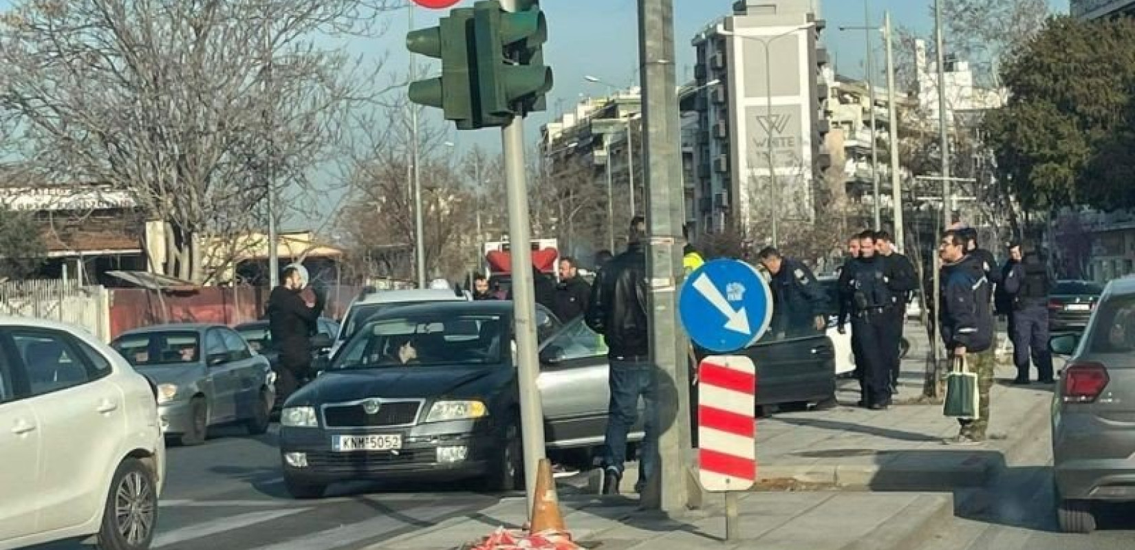 Επεισοδιακή καταδίωξη από το Πολύκαστρο μέχρι τη Θεσσαλονίκη – Δύο συλλήψεις (φωτ.)