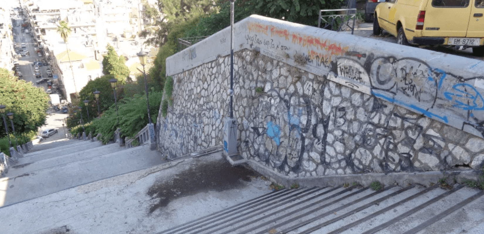 Ανακατασκευάζονται οι θρυλικές 4 μεγάλες σκάλες της Πάτρας (φωτ.)