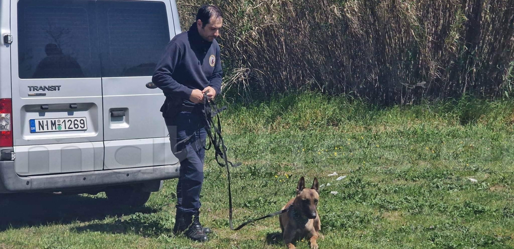 Έγκλημα στη Χαλκηδόνα: Άφαντος ο 34χρονος μητροκτόνος - Με ειδικά σκυλιά τον αναζητά η αστυνομία (βίντεο)