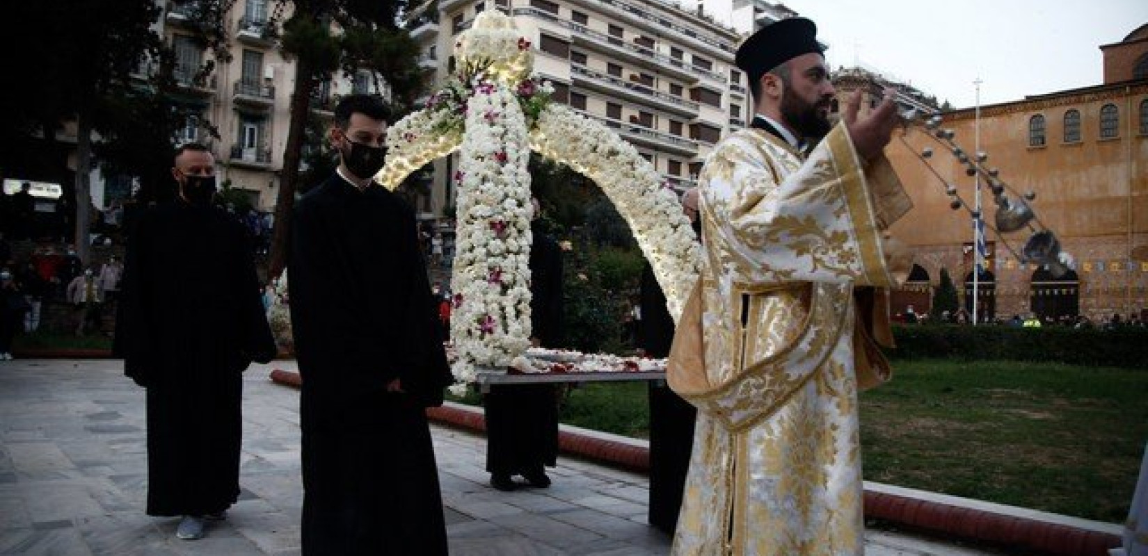 Θεσσαλονίκη: Ποιοι δρόμοι κλείνουν για την περιφορά των Επιταφίων