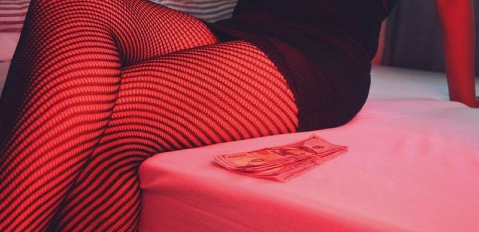 Βόλος: Βραζιλιάνες νοίκιασαν σπίτι και το μετέτρεψαν σε «βίλα των οργίων»