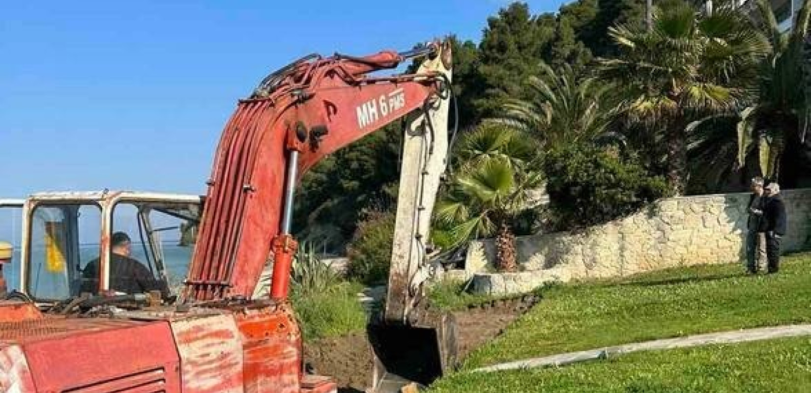 Χαλκιδική: Μπουλντόζες κατά της αυθαιρεσίας 