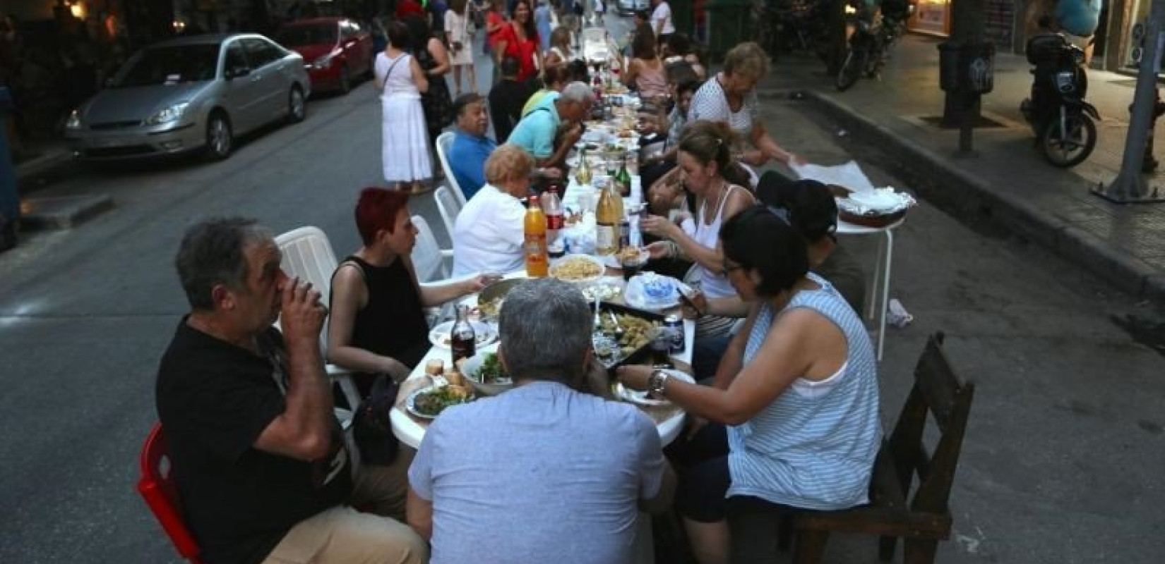 Θεσσαλονίκη: Σήμερα το 8o Δείπνο της Άνοιξης στρώνει τραπέζι στην Αλεξάνδρου Σβώλου (βίντεο)