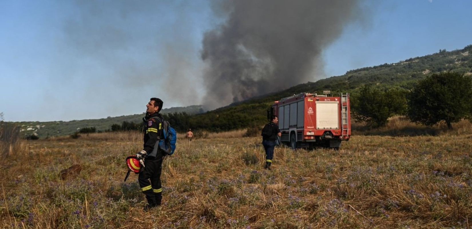 Φωτιά στον Τρίλοφο Καστοριάς: Επιχειρούν ισχυρές πυροσβεστικές δυνάμεις