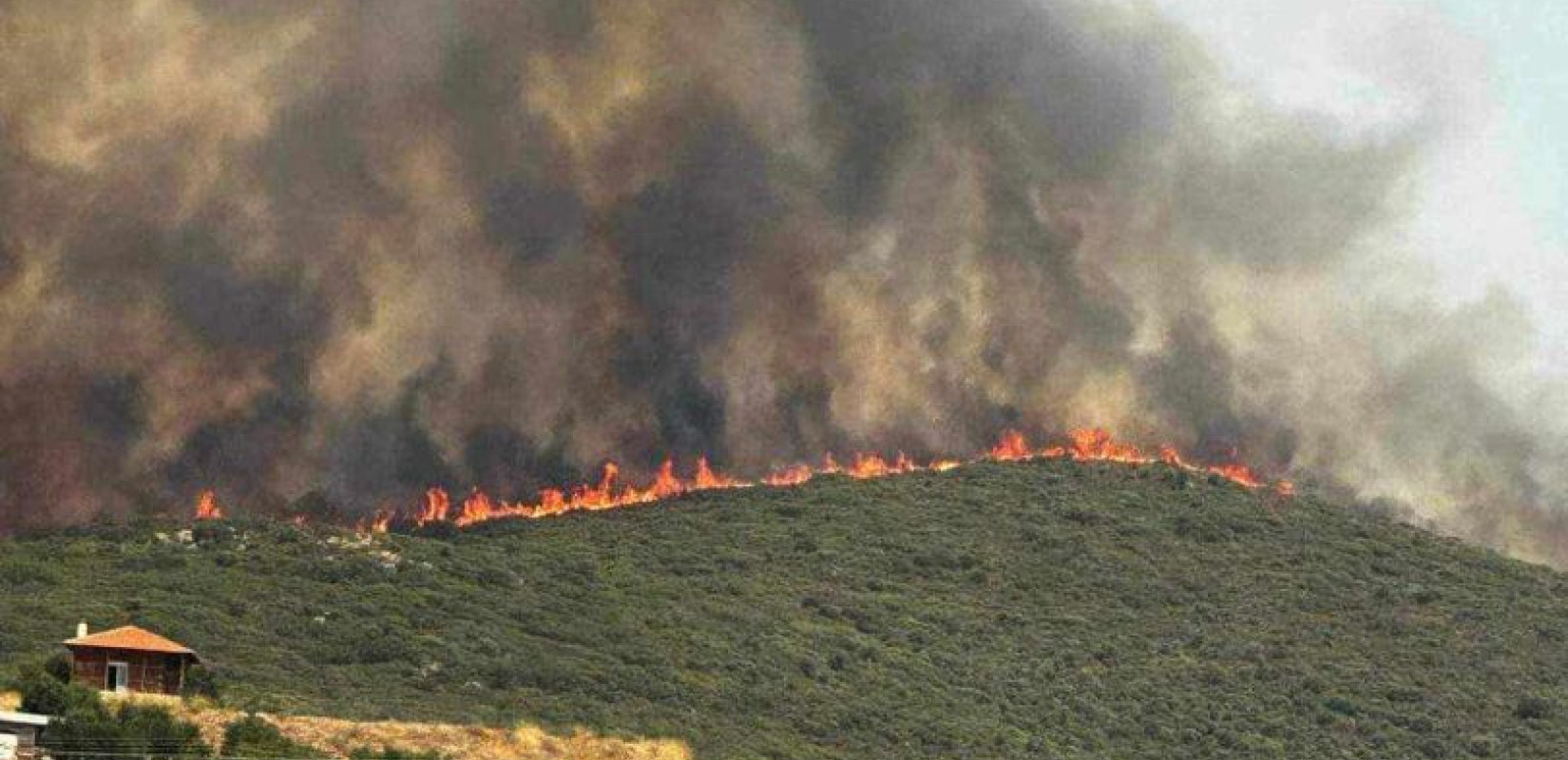 Οι καπνοί από τις φωτιές σκεπάζουν την Ελλάδα - Αποκαλυπτική εικόνα από το Διαστημικό σταθμό (βίντεο)