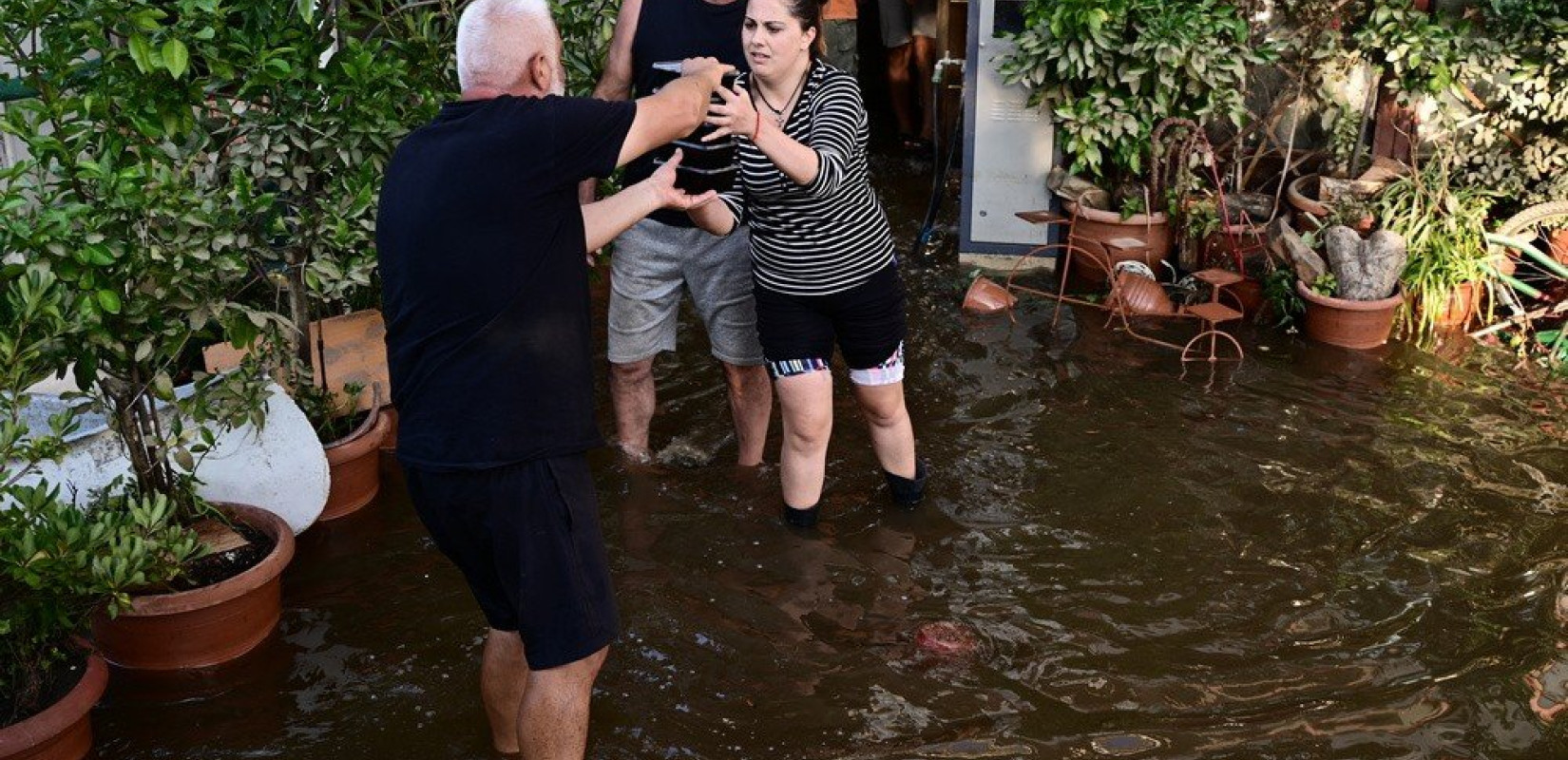 Τρίκαλα: Συσσίτια και 2.800 μερίδες φαγητού κάθε μέρα για τους πλημμυροπαθείς