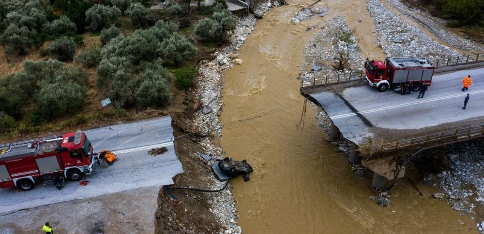 Πυροσβεστική: Συνολικά 2.806 διασώσεις - απομακρύνσεις ατόμων έχουν πραγματοποιηθεί 