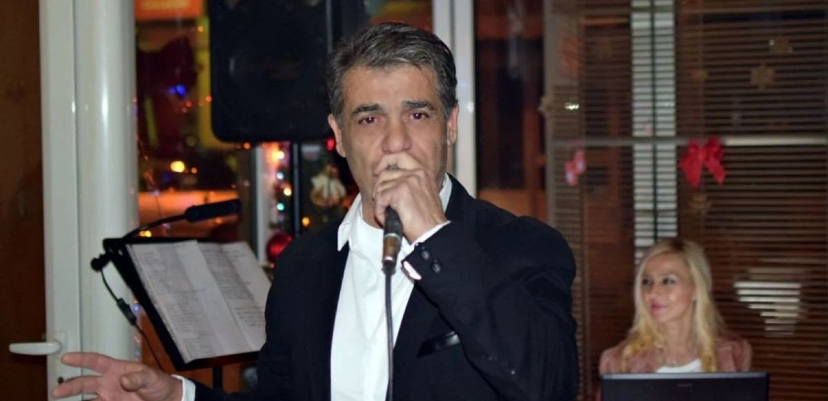Πέθανε ο τραγουδιστής Τόλης Τσιμογιάννης - Έδινε μάχη με τον καρκίνο