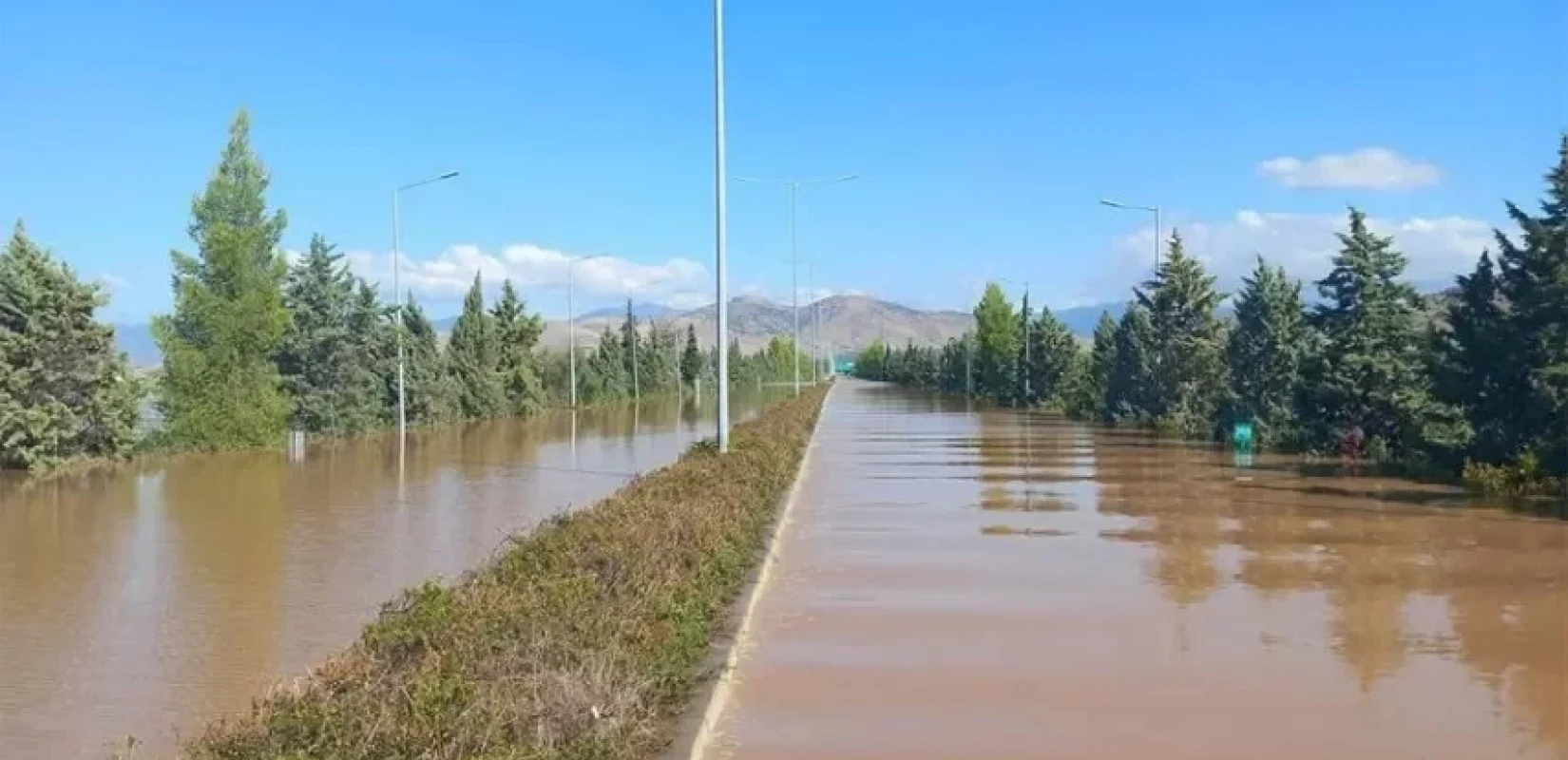 Κλειστή για τουλάχιστον άλλες 48 ώρες η Αθηνών - Θεσσαλονίκης