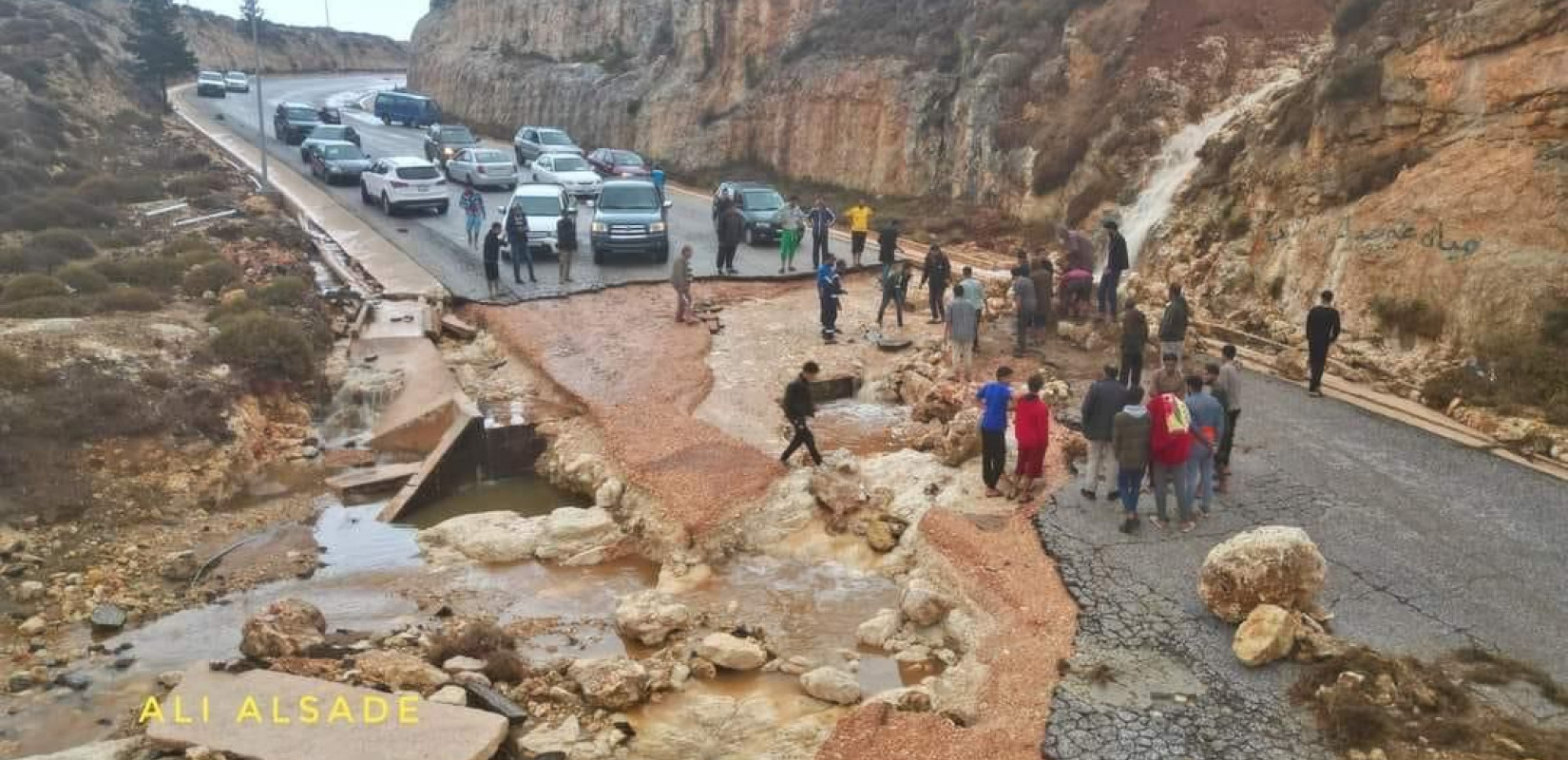 Πλημμύρες στη Λιβύη: Τουλάχιστον 891 κτίρια καταστράφηκαν ολοσχερώς στην πόλη Ντέρνα