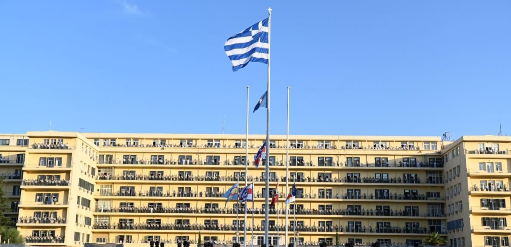 ΓΕΕΘΑ: Σε κλίμα συγκίνησης η απονομή τιμών στα θύματα του δυστυχήματος στη Λιβύη (βίντεο, φωτ.)