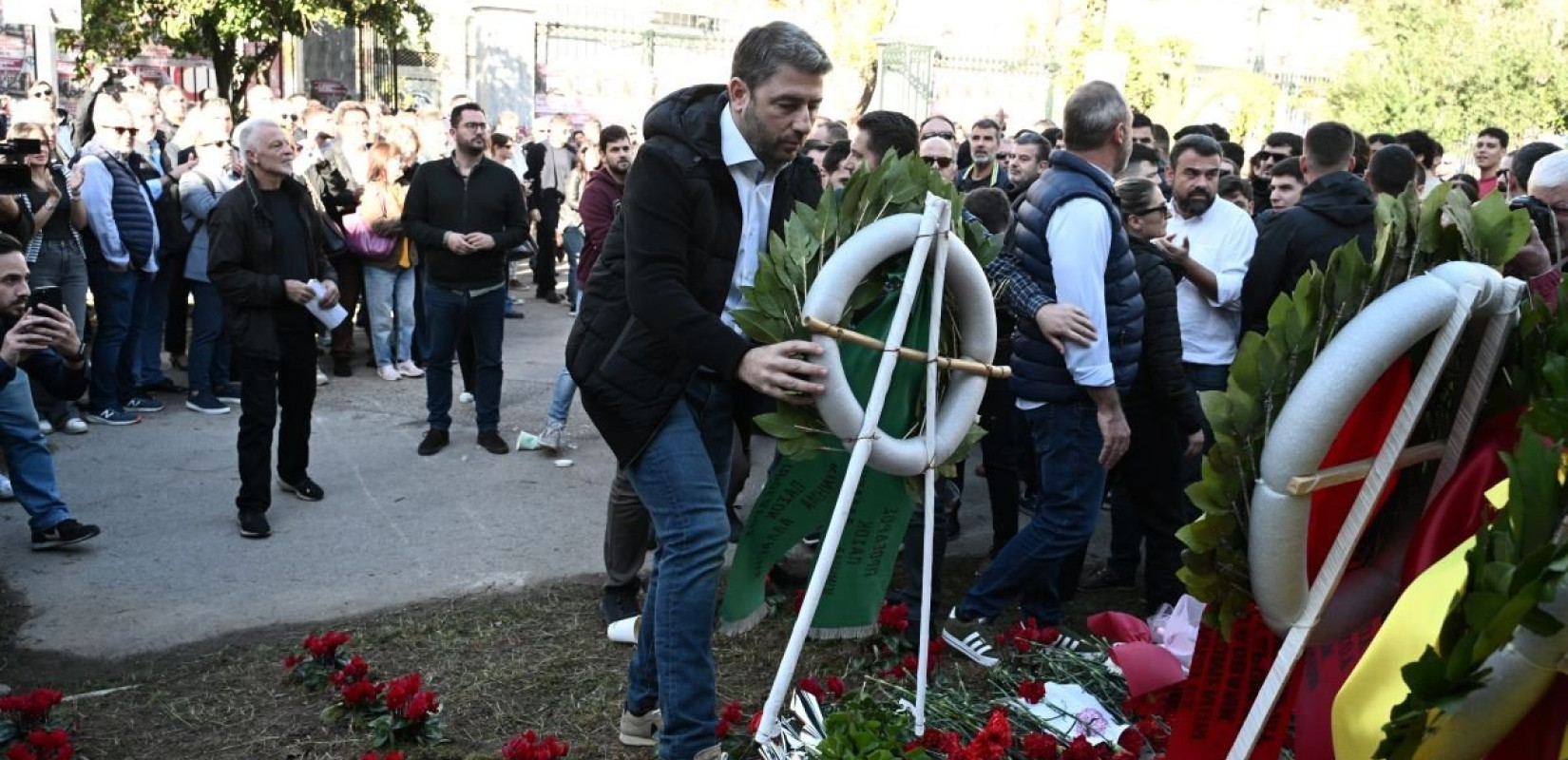 Κατέθεσε στεφάνι στο Πολυτεχνείο ο Ν. Ανδρουλάκης: «Τιμούμε όσους είχαν το σθένος να αντιμετωπίσουν τη δικτατορία»