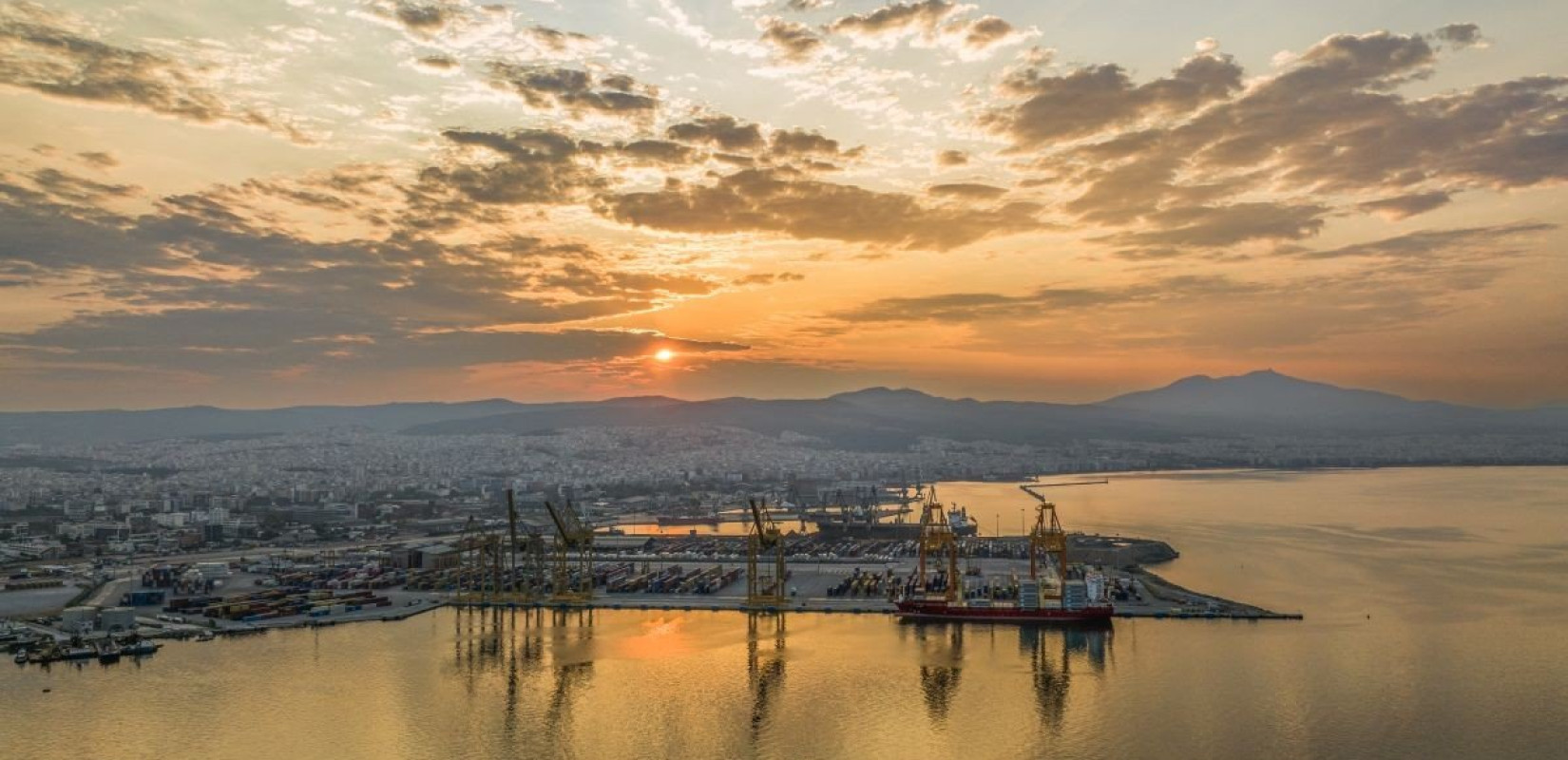 Λιμάνι Θεσσαλονίκης: Στo Δημόσιο πέρασε το 7,27% που κατείχε το ΤΑΙΠΕΔ