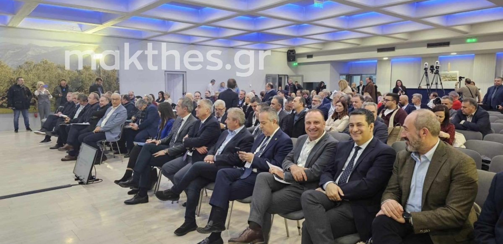 Στα «όπλα» οι δήμοι για το χαράτσι στα σκουπίδια - Ετοιμάζουν την προσφυγή τους στο ΣτΕ (φωτ.)