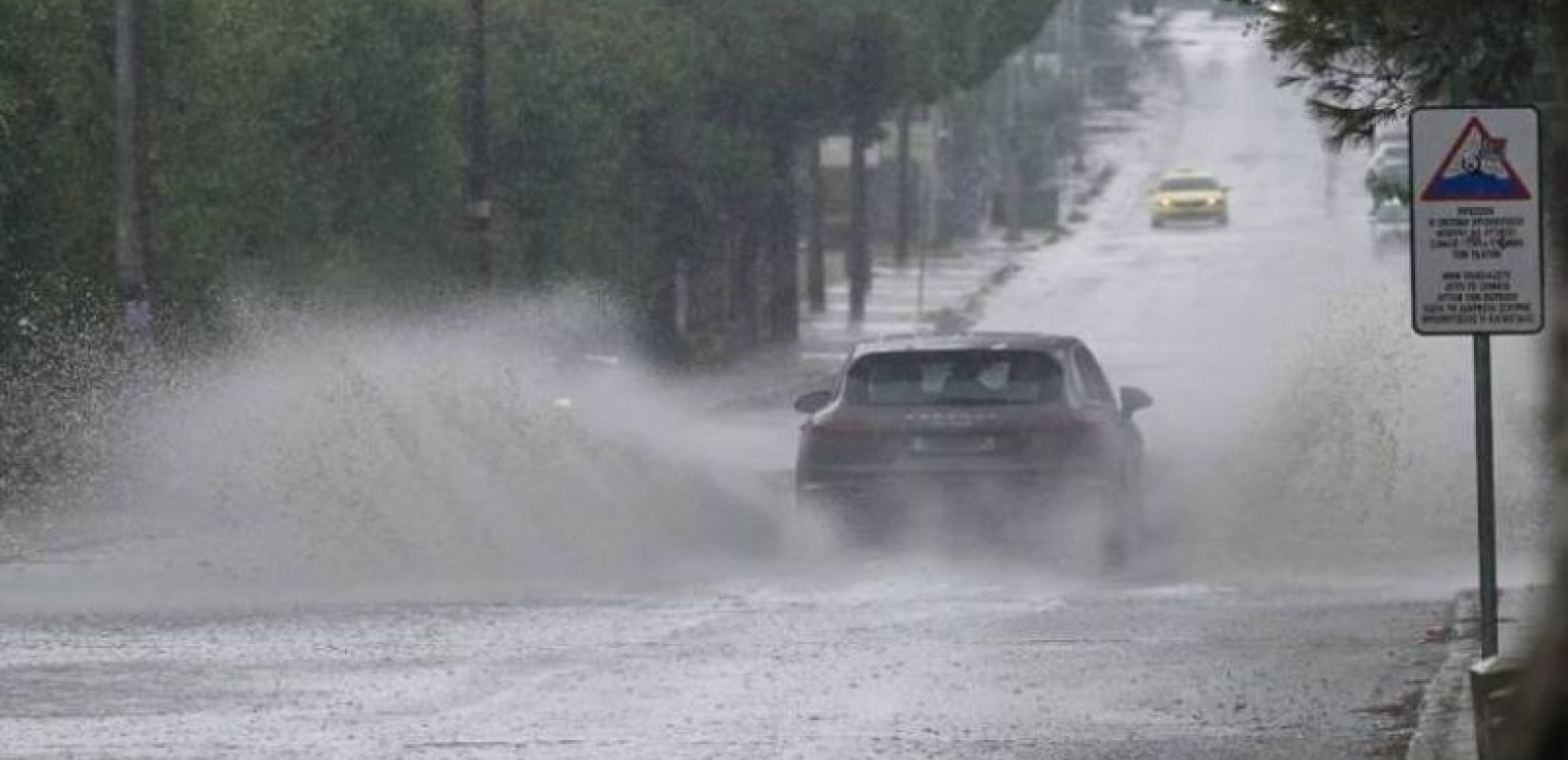 «Καμπανάκι» για την κακοκαιρία ATENA: Μεγάλη προσοχή τις επόμενες ώρες συνιστά ο Μαρουσάκης - Κίνδυνος για πλημμύρες