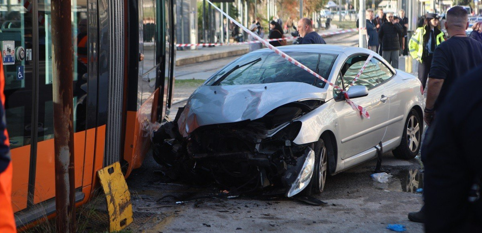 Παλαιό Φάληρο: Πώς έγινε το φοβερό δυστύχημα με το τραμ που σκοτώθηκε μια 50χρονη - Δείτε βίντεο ντοκουμέντο