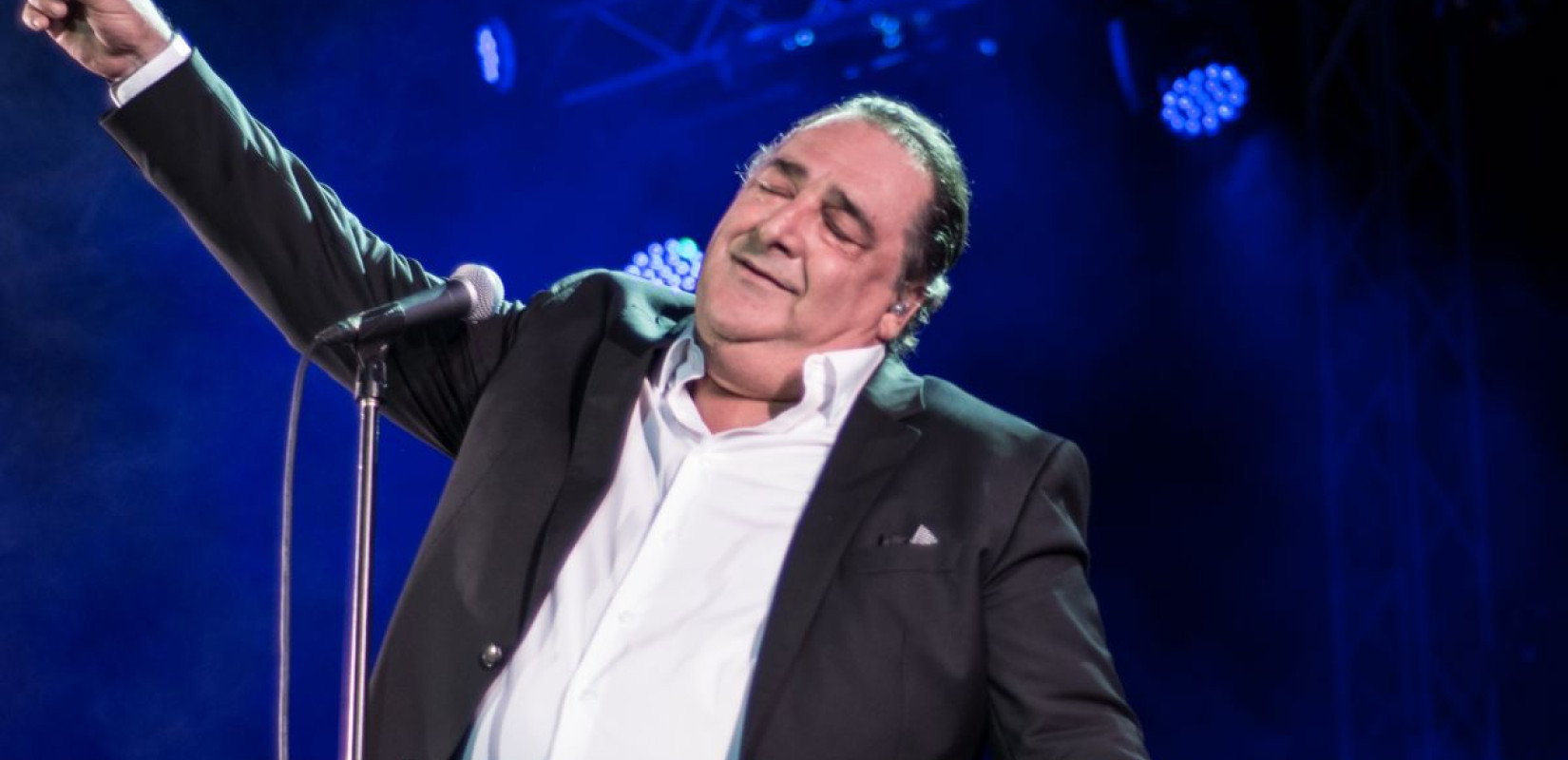 Βασίλης Καρράς: Αυτός ήταν ο λόγος που δεν τραγούδησε ποτέ στην Τουρκία
