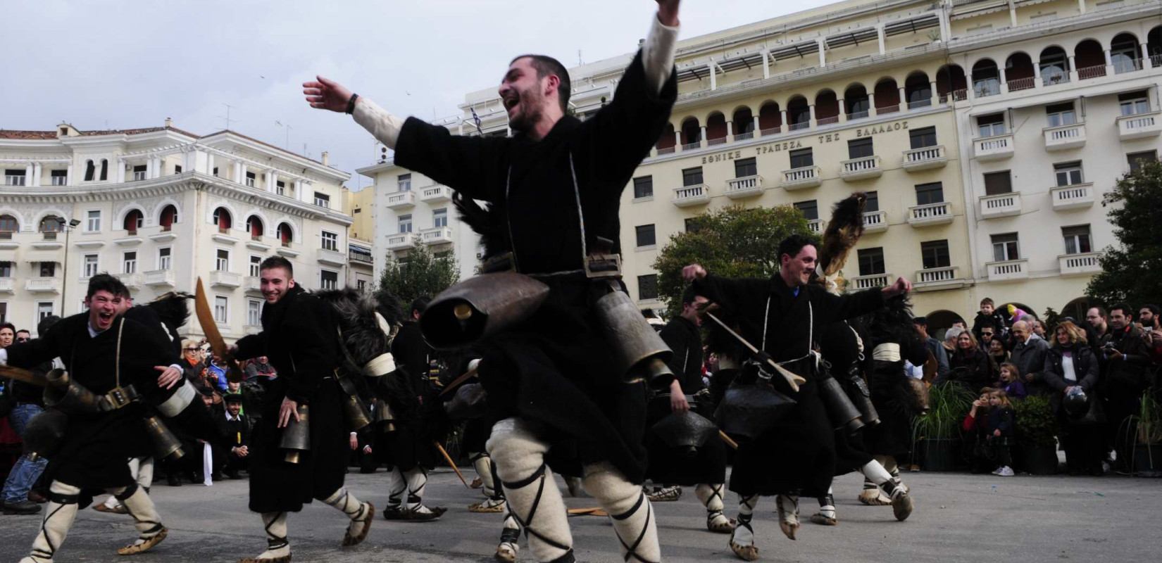 Η Θεσσαλονίκη κρεμάει τα κουδούνια