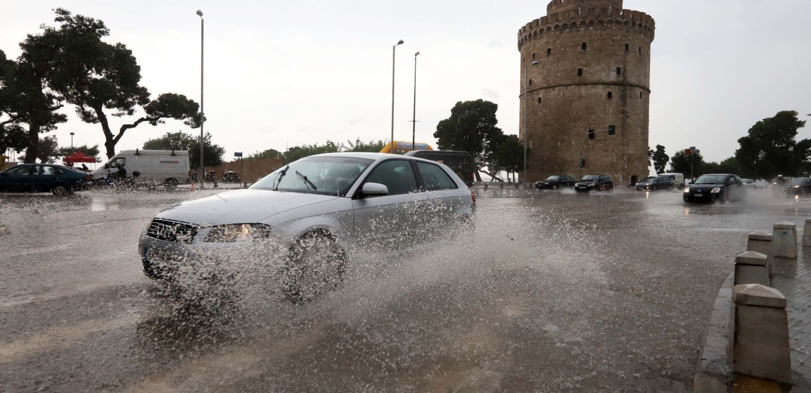 Καιρός: Βροχές και πιθανότητα για καταιγίδες στη Θεσσαλονίκη και τη Βόρειο Ελλάδα (βίντεο)