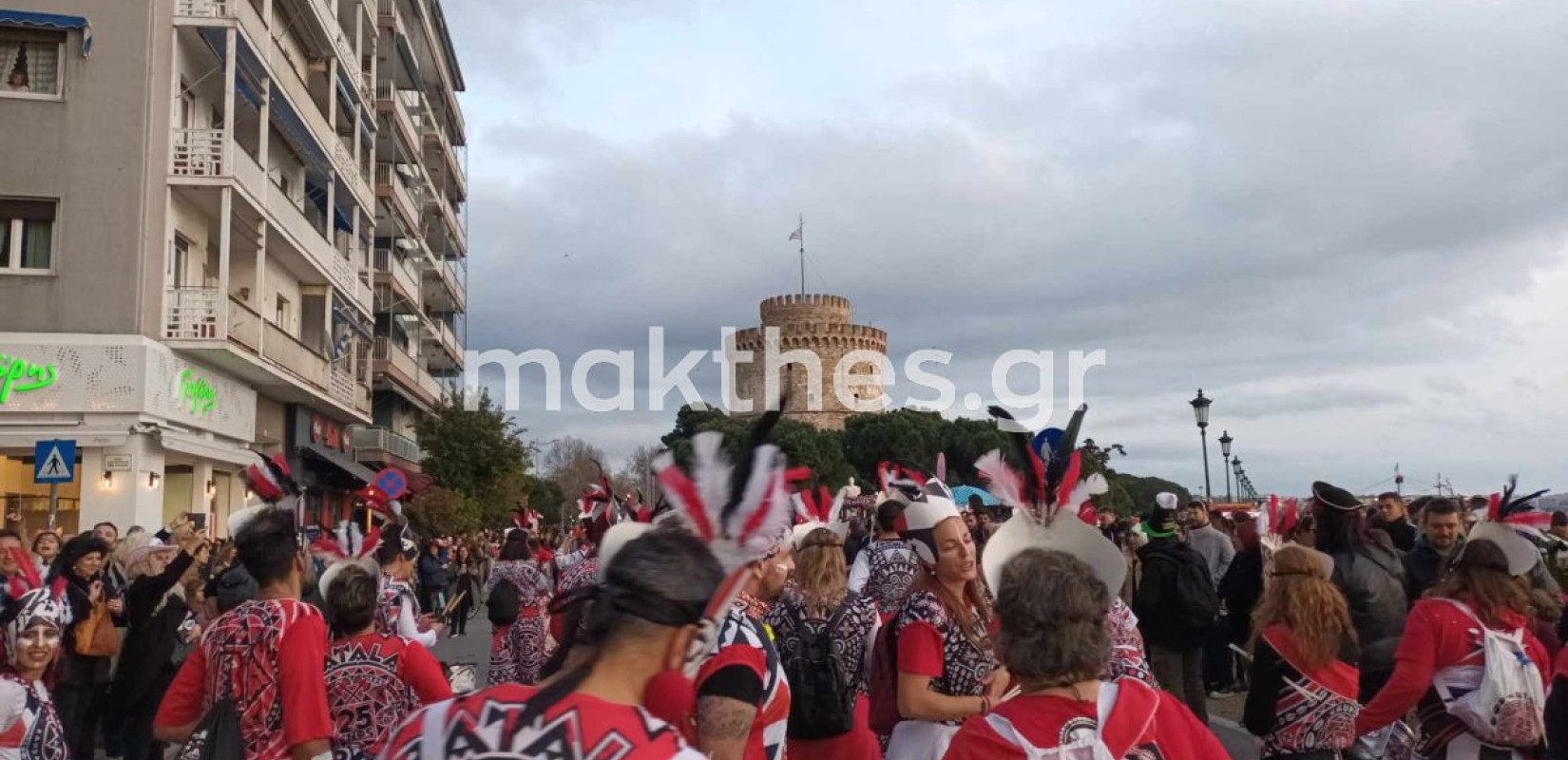 Θεσσαλονίκη: Οι καρναβαλιστές ξανάρχονται - Νέα εξόρμηση με ανοιχτούς δρόμους αυτή τη φορά (φωτ.)