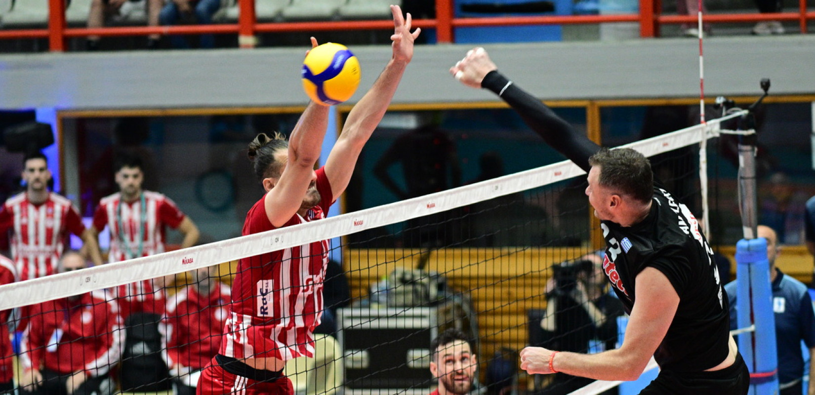 Βόλεϊ: Στον τελικό κυπέλλου ο Ολυμπιακός, 3-1 τον ΠΑΟΚ στη Λάρισα (βίντεο)