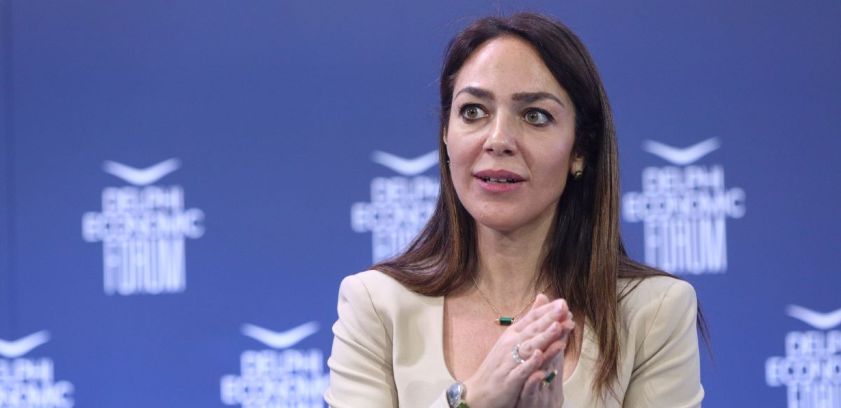 Δόμνα Μιχαηλίδου: Επισκέφθηκε τους οκτώ κλινήρεις ηλικιωμένους του Γηροκομείου Παλαιάς Φώκαιας