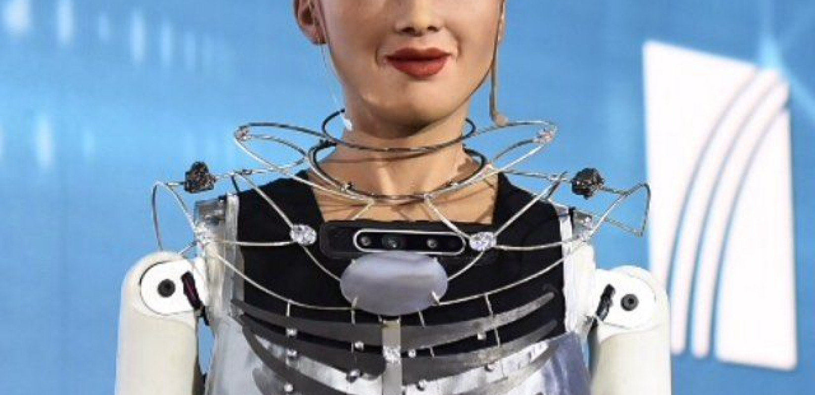 Η Sophia the Robot έρχεται στη Θεσσαλονίκη