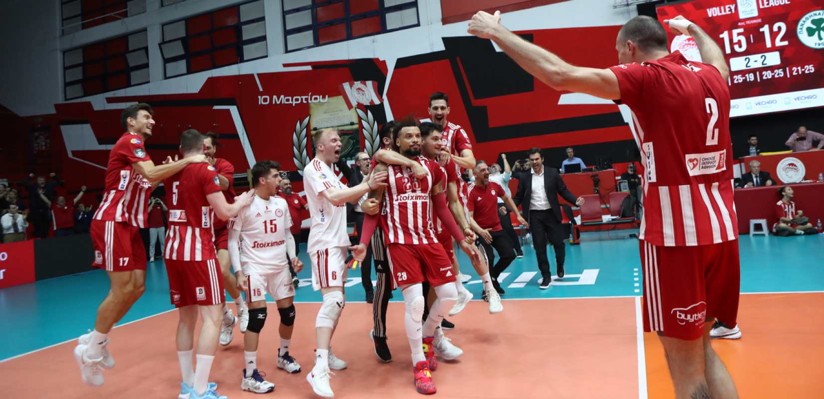 Βόλεϊ: Πρωταθλητής σε εντυπωσιακό και επεισοδιακό ντέρμπι ο Ολυμπιακός (βίντεο)