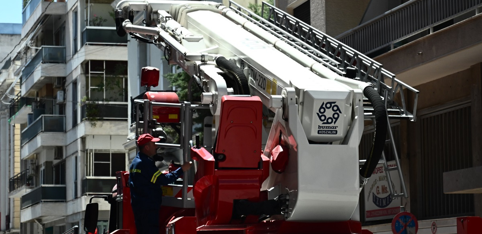 Θεσσαλονίκη: Φωτιά σε διαμέρισμα