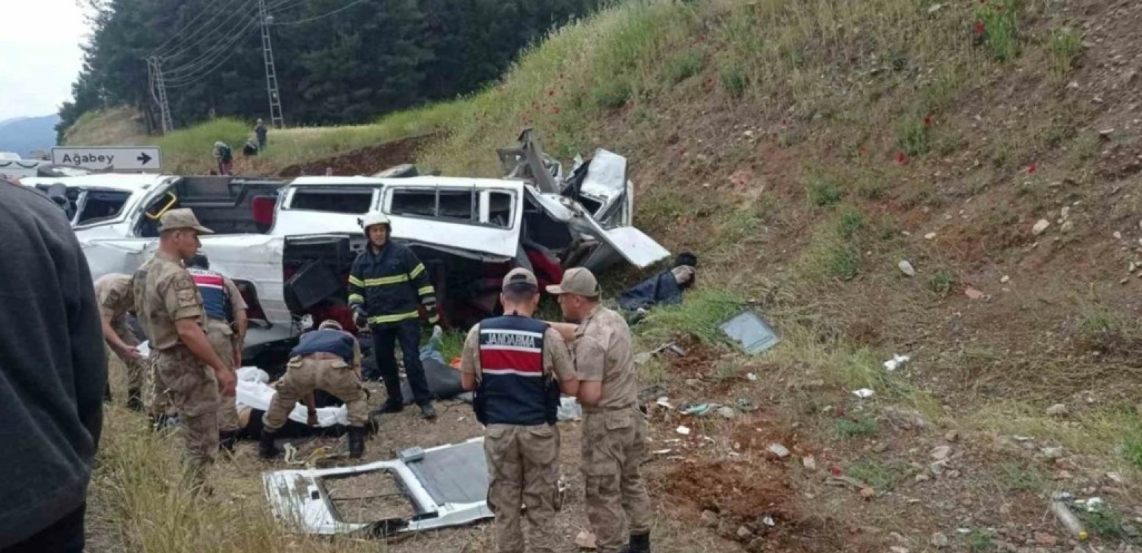 Τουρκία: Οκτώ νεκροί και έντεκα τραυματίες έπειτα από σύγκρουση μπετονιέρας με λεωφορείο