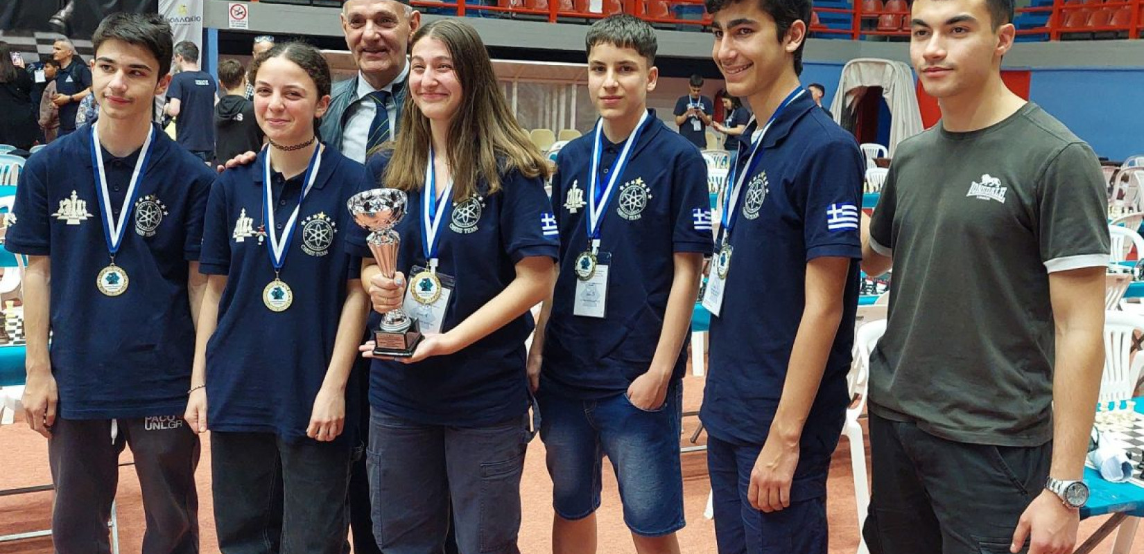 Πρωταθλητές Ελλάδος στο σκάκι μαθητές από τη Θεσσαλονίκη - Έκτη συνεχόμενη πρωτιά για το σχολείο τους	(φωτ.)