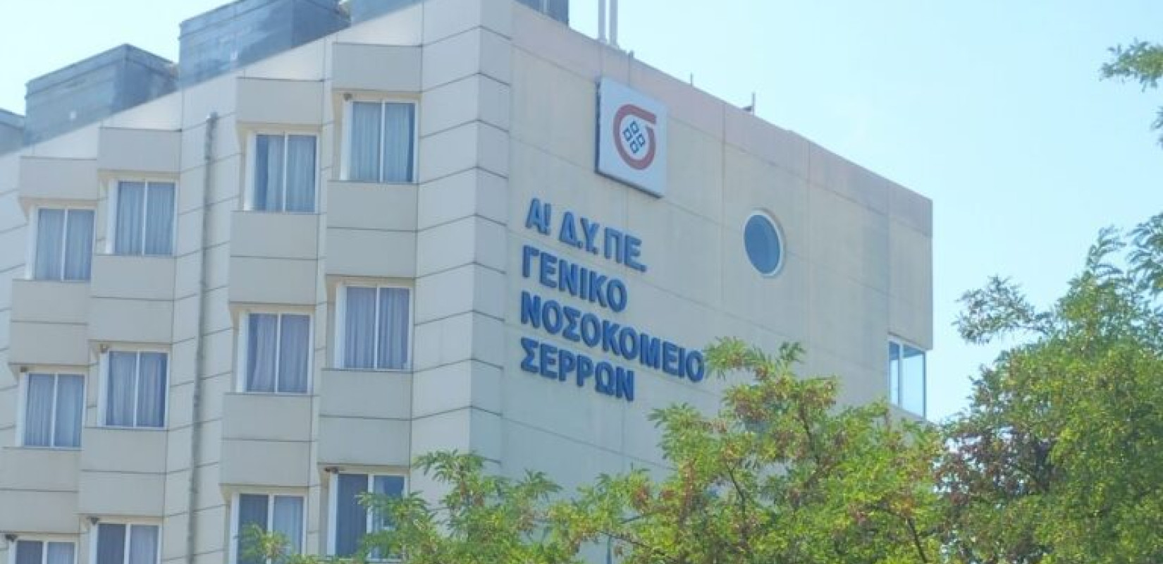 Σέρρες: Εννιάχρονος καταπλακώθηκε από μεταλλική πόρτα