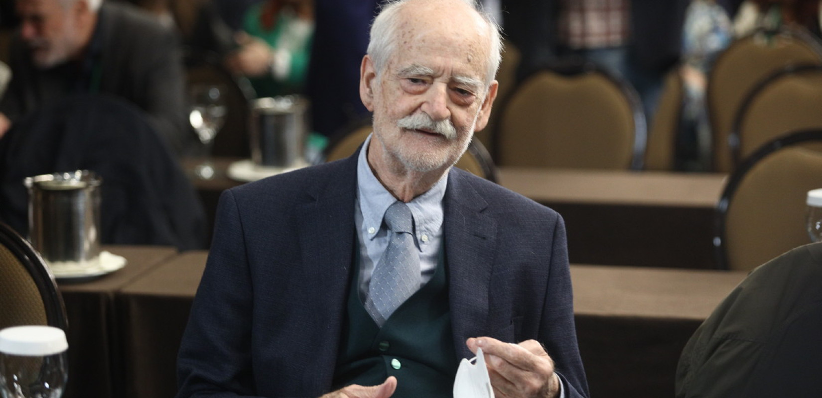 Απ. Κακλαμάνης: «Ματαιοπονούν όσοι απεργάζονται σχέδια υπονόμευσης του ΠΑΣΟΚ» Η ενότητα είναι αρραγής»