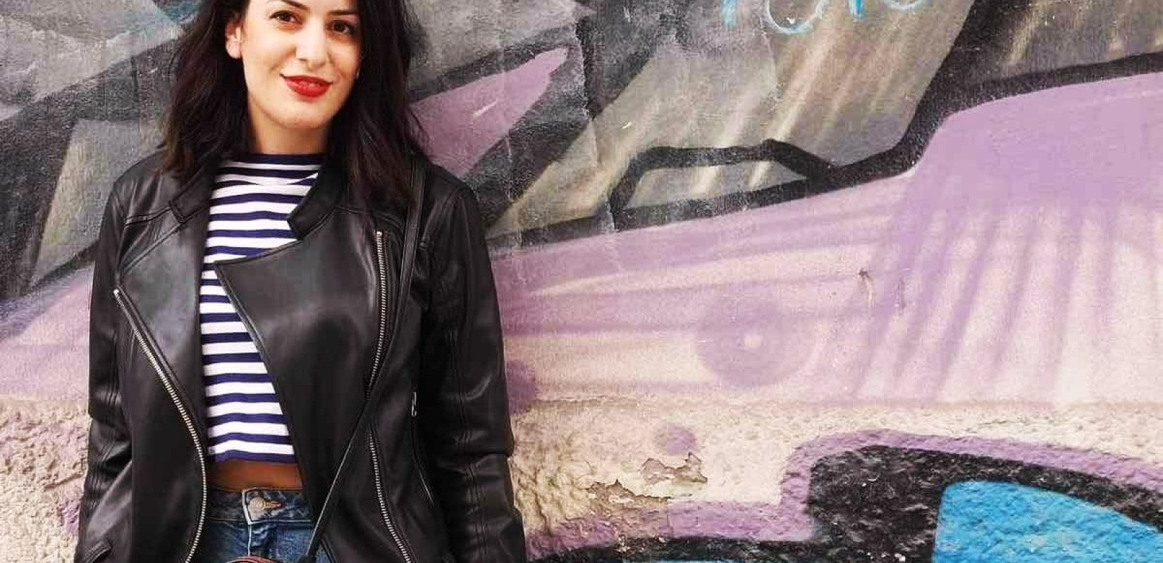 «Η Σερβιτόρα», η μισή δολοφονία και μια αρχή για όλους