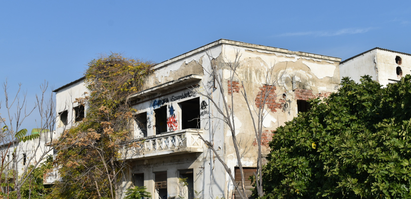 Ανοίγει ο δρόμος για την κατεδάφιση των εγκαταστάσεων στο «κουφάρι» του ΑΓΝΟ - Θα απομακρυνθούν τόνοι αμιάντου