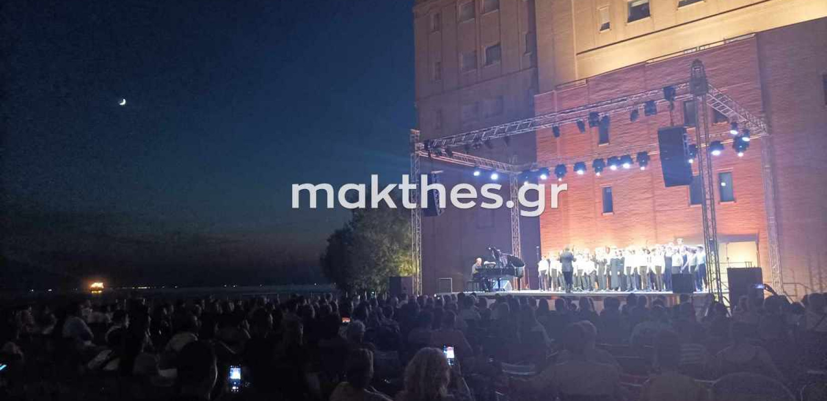 Θεσσαλονίκη: Μια μαγευτική νύχτα με γαλλική όπερα στο Μέγαρο  (βίντεο, φωτ.)