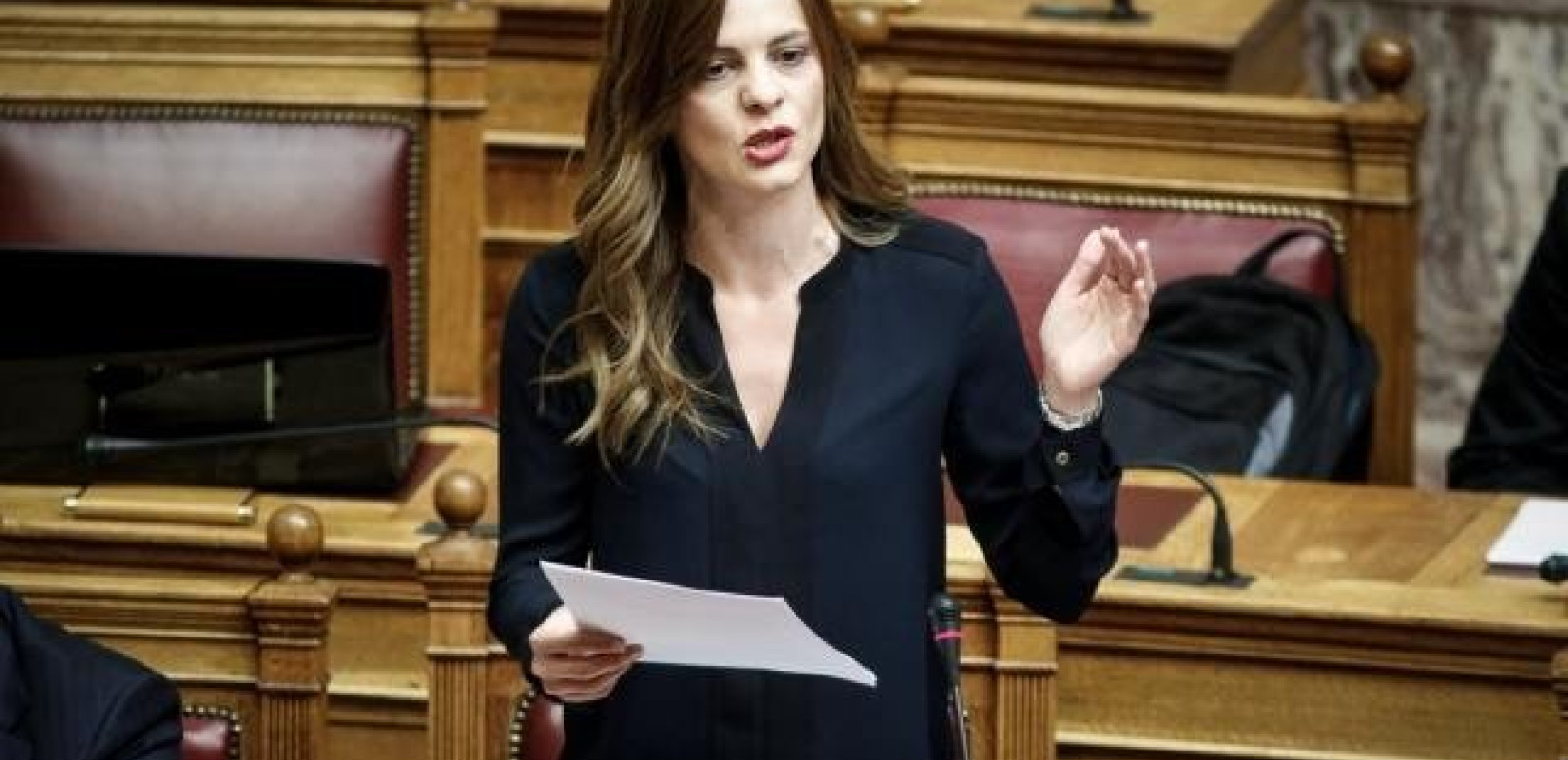 Αχτσιόγλου στη "ΜτΚ": Τι θα ισχύσει για τη ρύθμιση οφειλών προς τα ασφαλιστικά ταμεία
