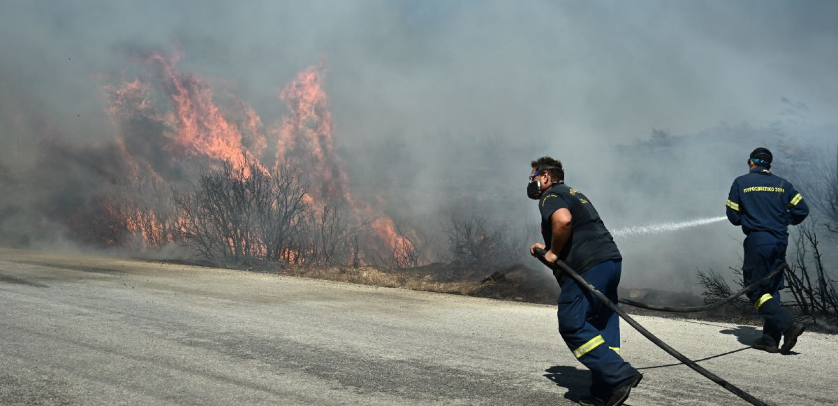 Αττική: Μήνυμα από το 112 για εκκένωση της περιοχής Ερυθρός στη Νέα Μάκρη