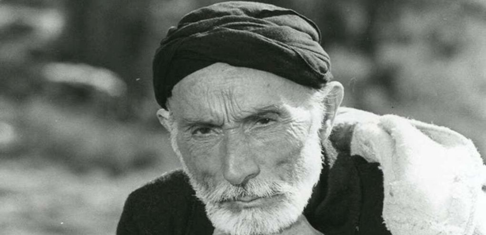 Μάνος Κατράκης: 40 χρόνια χωρίς τη βιβλική μορφή του ελληνικού θεάτρου και κινηματογράφου
