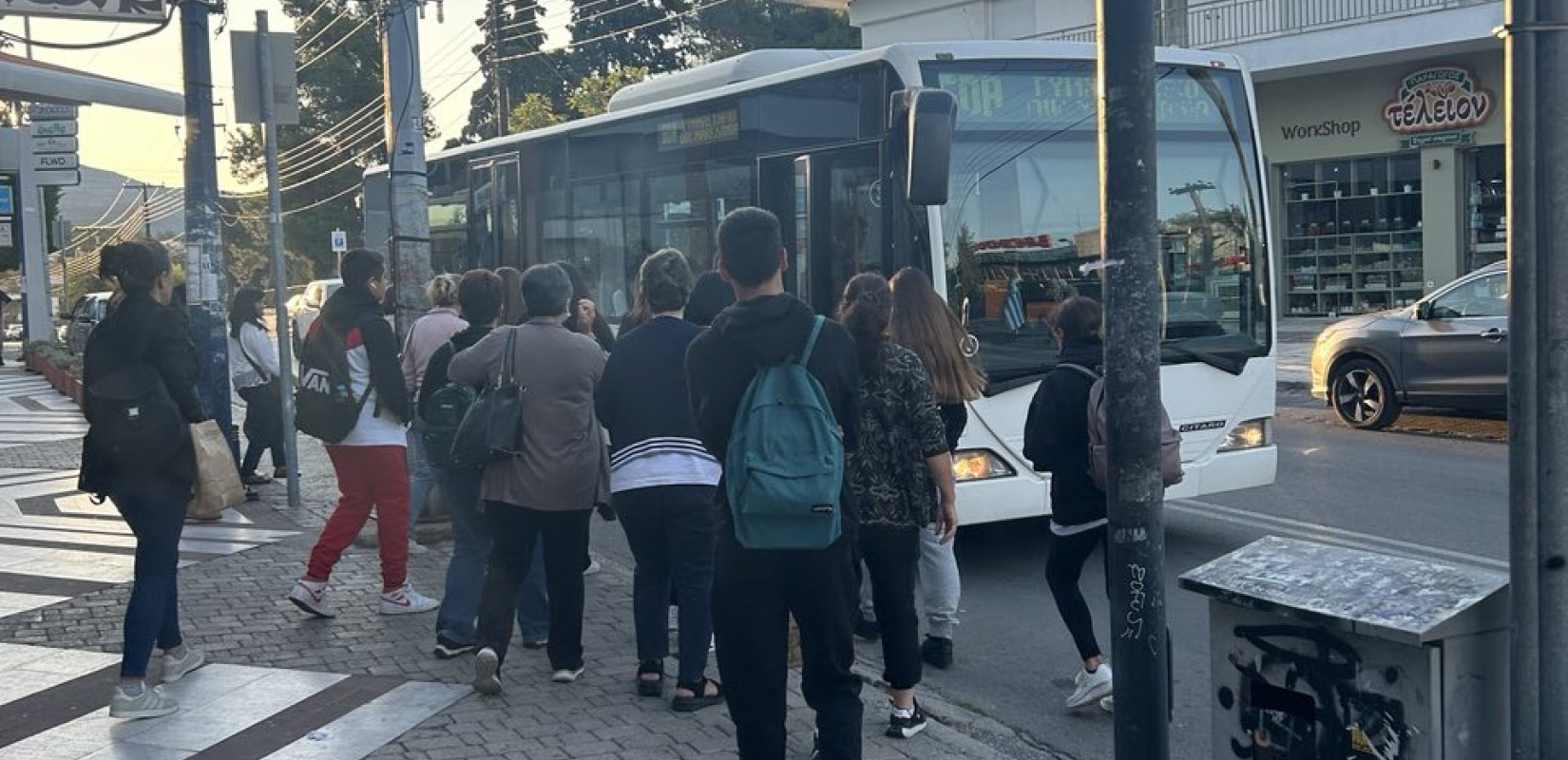 Θεσσαλονίκη: Λειτούργησε το μέτρο της επιβίβασης από την μπροστινή πόρτα στα αστικά;