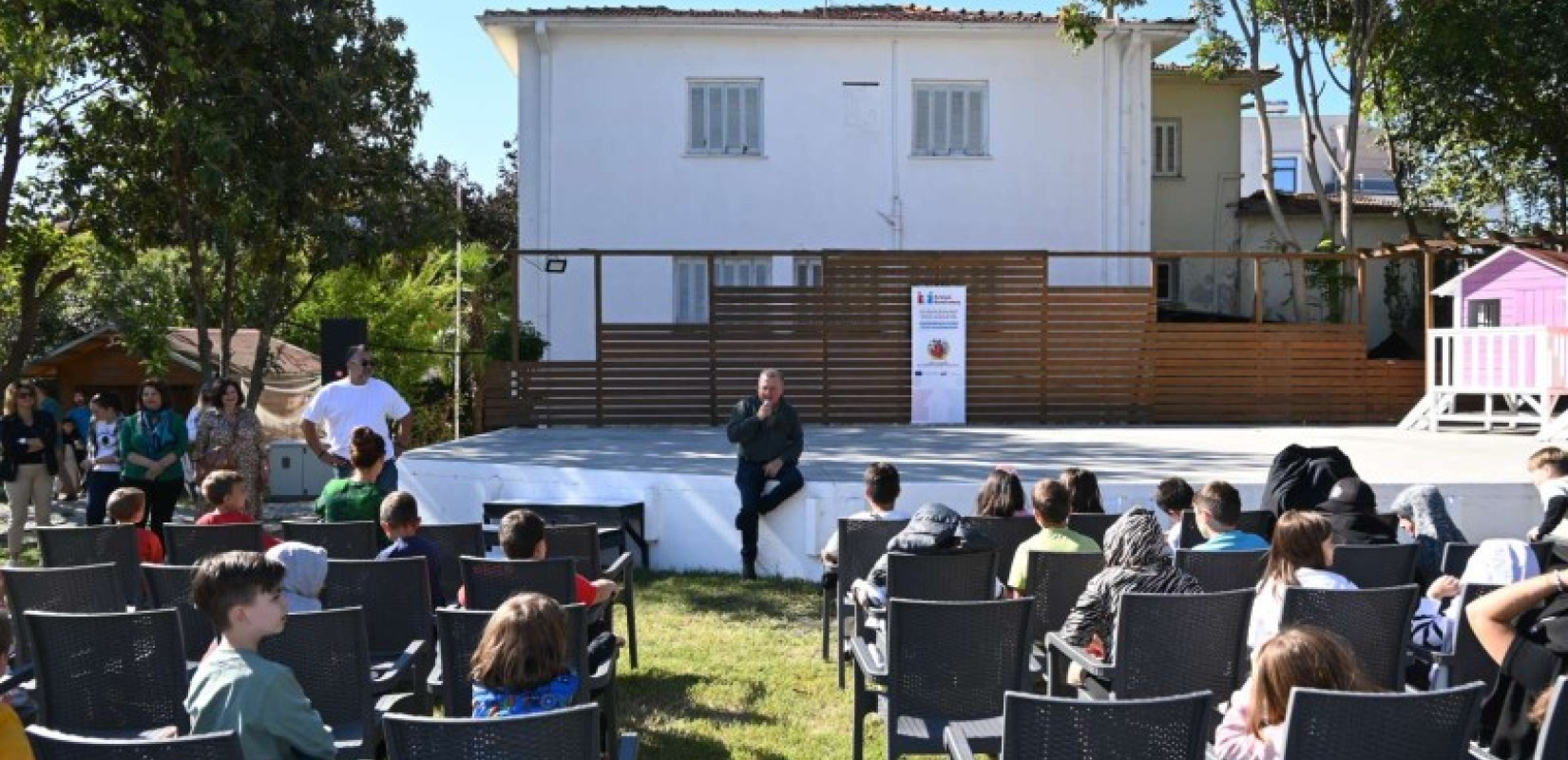 Κατερίνη: 1.300 μαθητές εκπαίδευσε ο Δήμος στο πλαίσιο του προγράμματος «Παιδί & σκύλος»