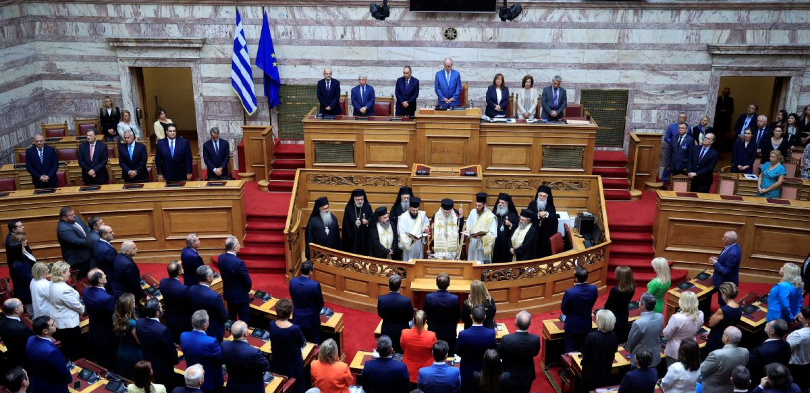 Βουλή: Τελέστηκε παρουσία Ιερώνυμου και Πολιτικών Αρχηγών ο Αγιασμός της Β' Συνόδου (φωτ.)