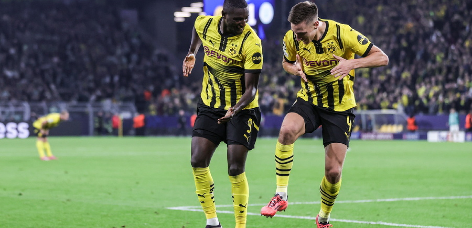 Champions League: Ντόρτμουντ από άλλο... πλανήτη, περίπατος για Μπαρτσελόνα και Μάντσεστερ Σίτι (βίντεο)
