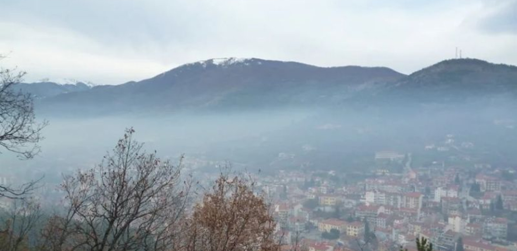 Ιωάννινα: Στο «κόκκινο» η αιθαλομίχλη - Πέντε φορές πάνω από το όριο οι τιμές μικροσωματιδίων