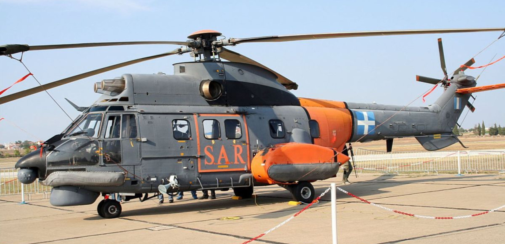 Σηκώθηκε ελικόπτερο Super Puma για να σώσει ναυτικό ανοιχτά της Χίου